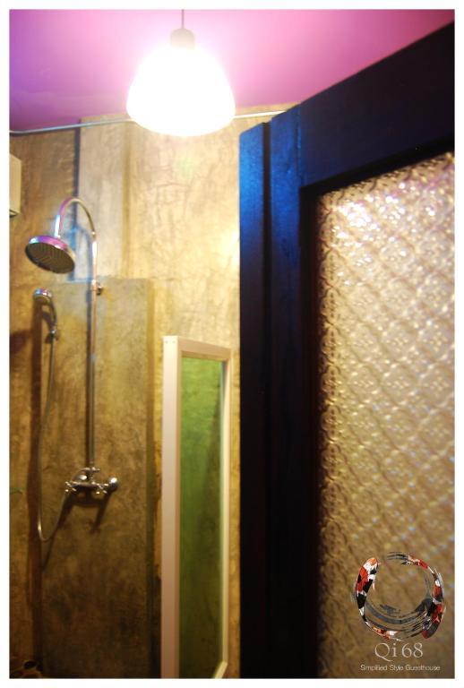 Qi 68 Hotel Chiang Mai Room photo